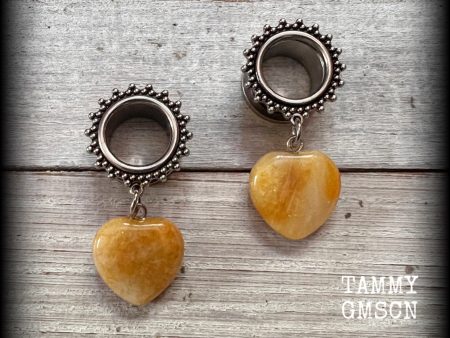 Agate heart tunnel earrings-Gemstone ear gauges Online now