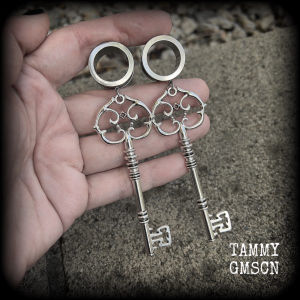 Antique silver key tunnel earrings-Steampunk jewelry Hot on Sale