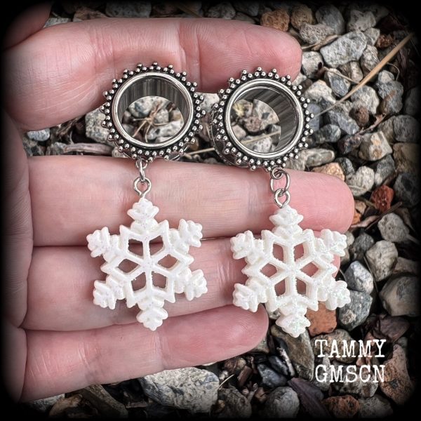 Glitter snowflake tunnel earrings-Christmas tunnel dangles Online