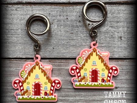 Gingerbread house Yule earrings-Christmas gauged earrings Supply